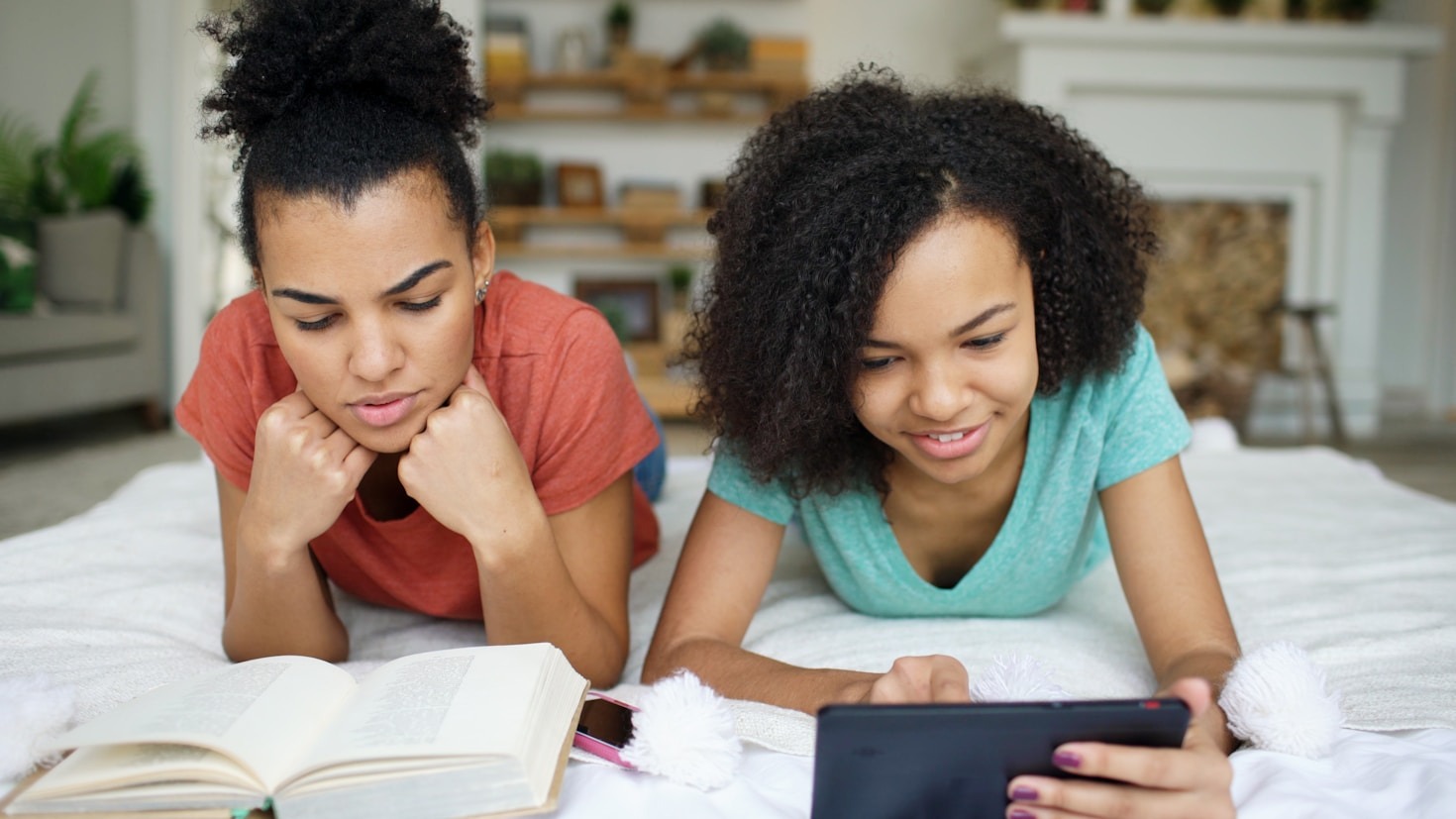 Benefits of Reading Books Online in 2023